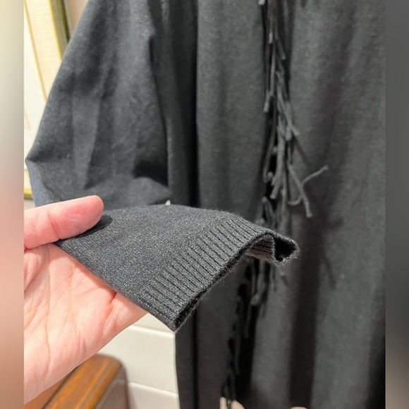 Charcoal Fringe-Trim Open Cardigan – NWOT size M - Picture 7 of 8